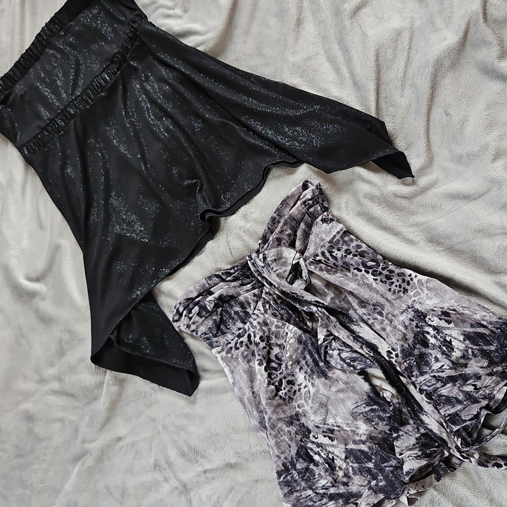 2 TOPS, express XS and Lush xs/s Grey and Black